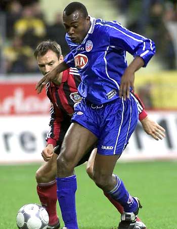 它不仅鼓励 它不仅鼓励